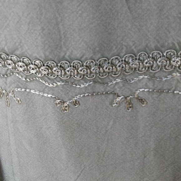 Coline Sage Green Embroidered Tie Back Dress XXL - Picture 4 of 8